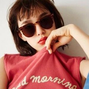 Meet your Posher, Zanita